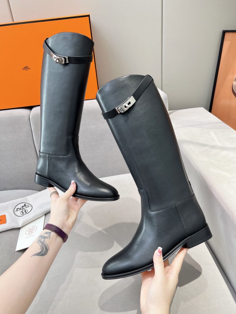 Hermes Shoes in Black