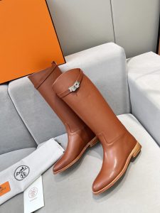 Hermes Shoes in Black