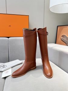 Hermes Shoes in Black