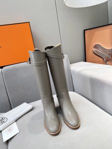 Hermes Shoes in Black
