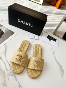 Sandals in Black