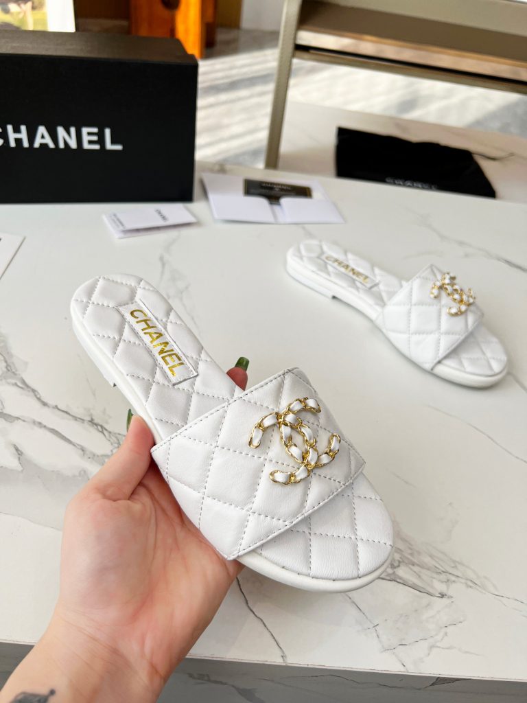 Sandals in Black