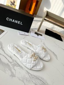 Sandals in Black