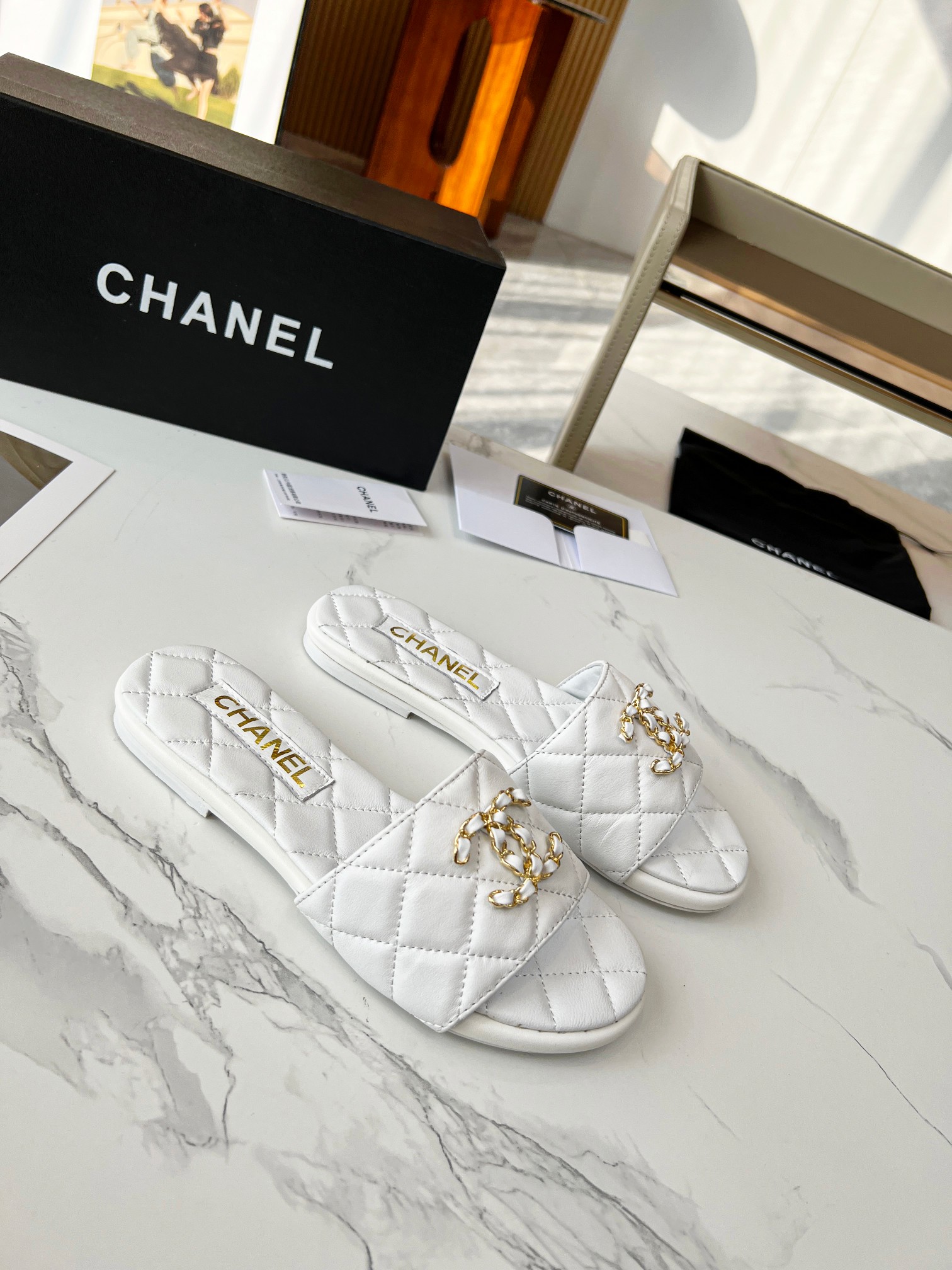 Sandals in Black