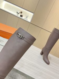 Hermes Shoes in Grey