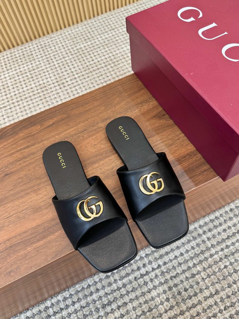 Gucci Sandals