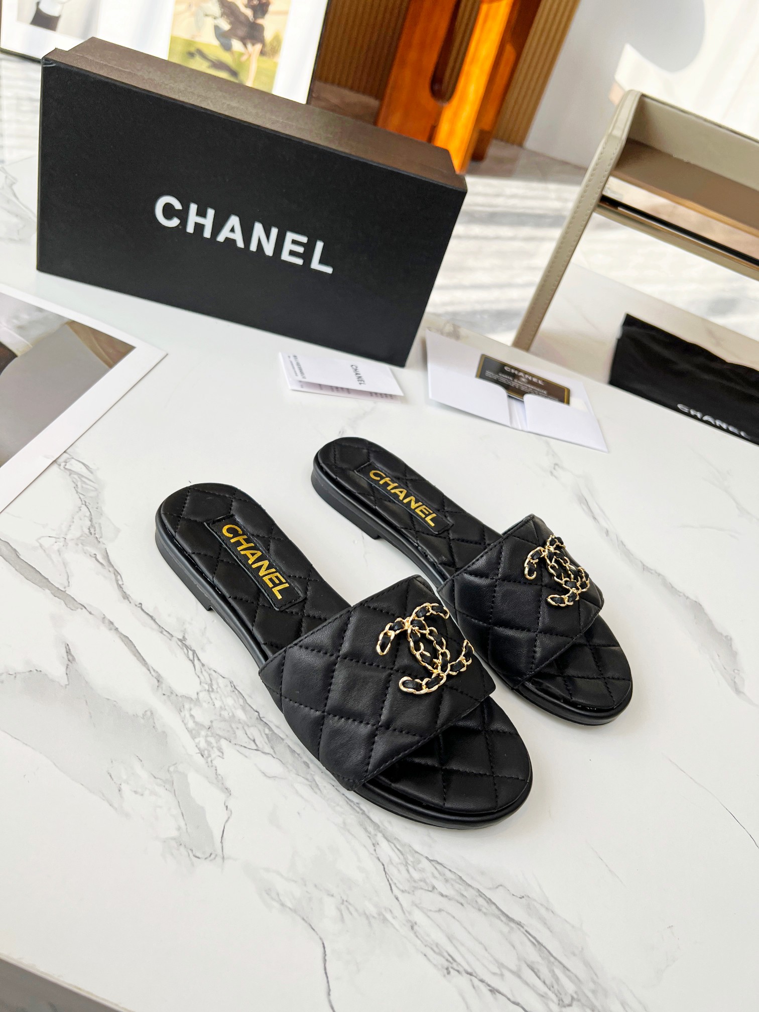 Sandals in Black