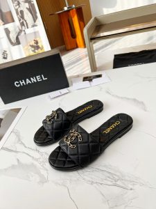 Sandals in Black