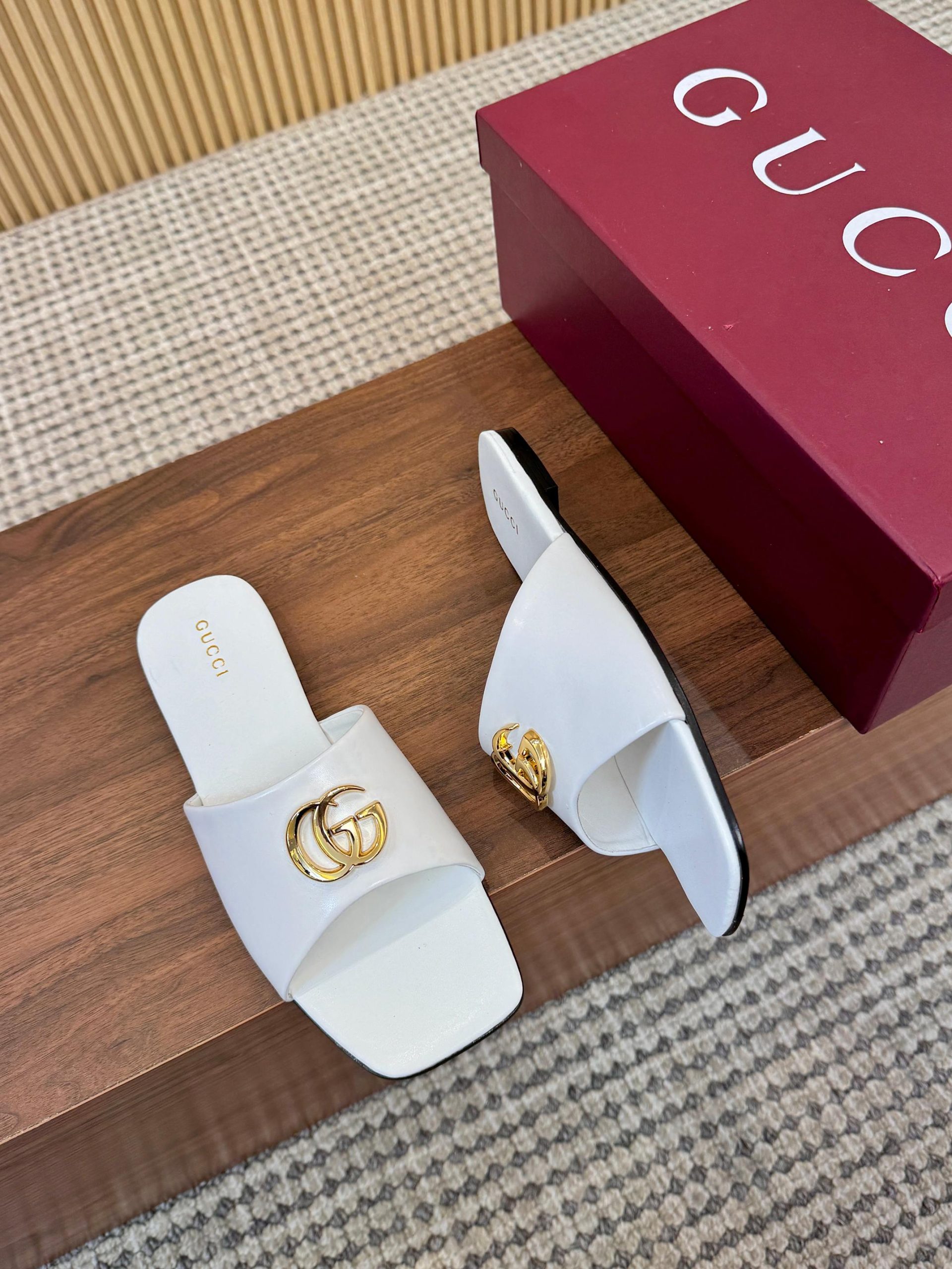 Gucci Sandals