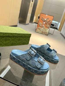Gucci Sandals