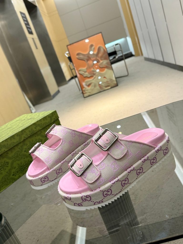 Gucci Sandals