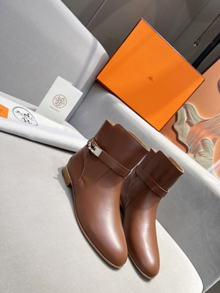 Hermes Shoes in Black