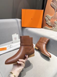 Hermes Shoes in Black