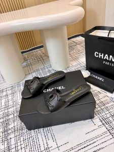 Sandals in Black