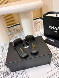 Sandals in Black