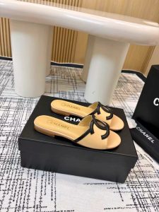 Sandals in Black