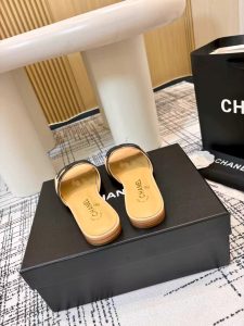 Sandals in Black