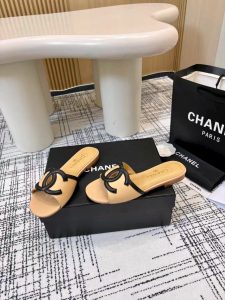 Sandals in Black