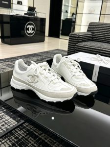 Shoes in Black