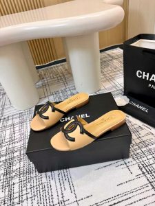 Sandals in Black