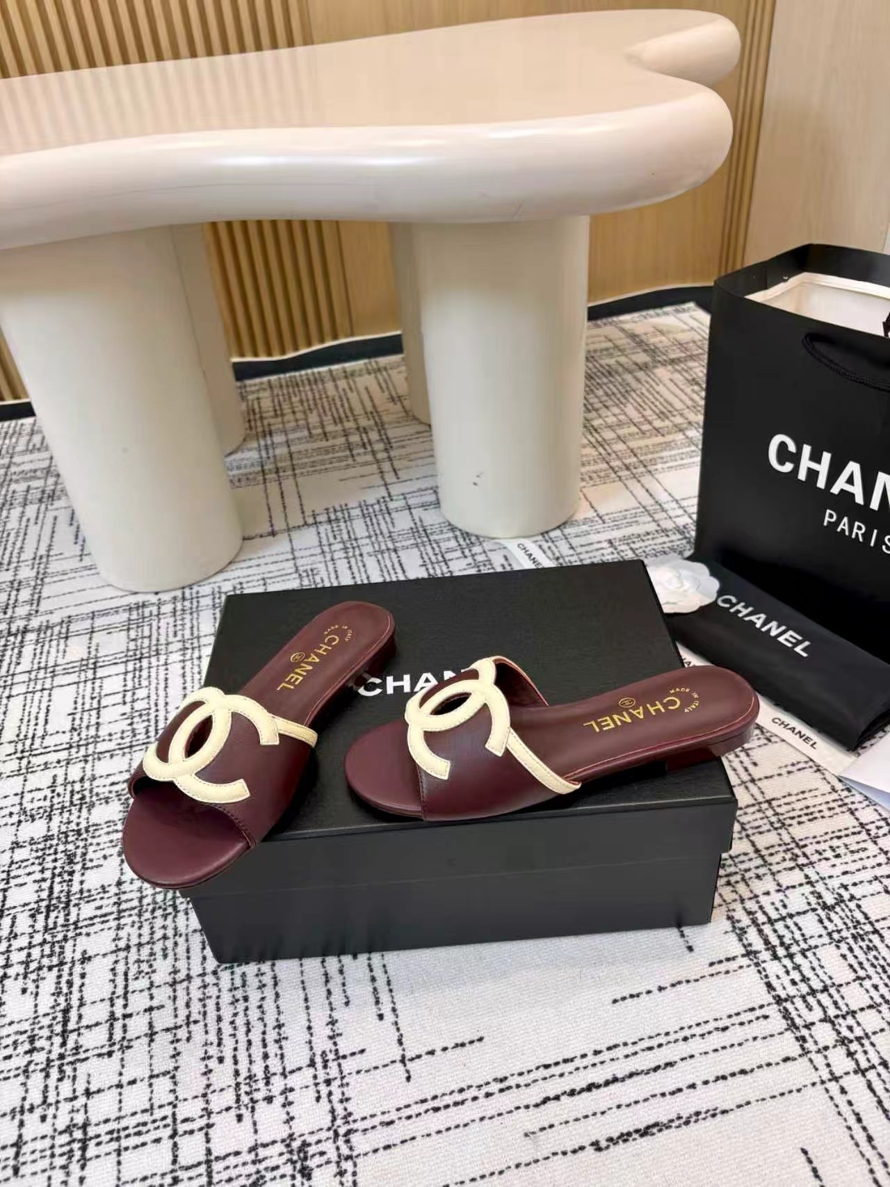 Sandals in Black