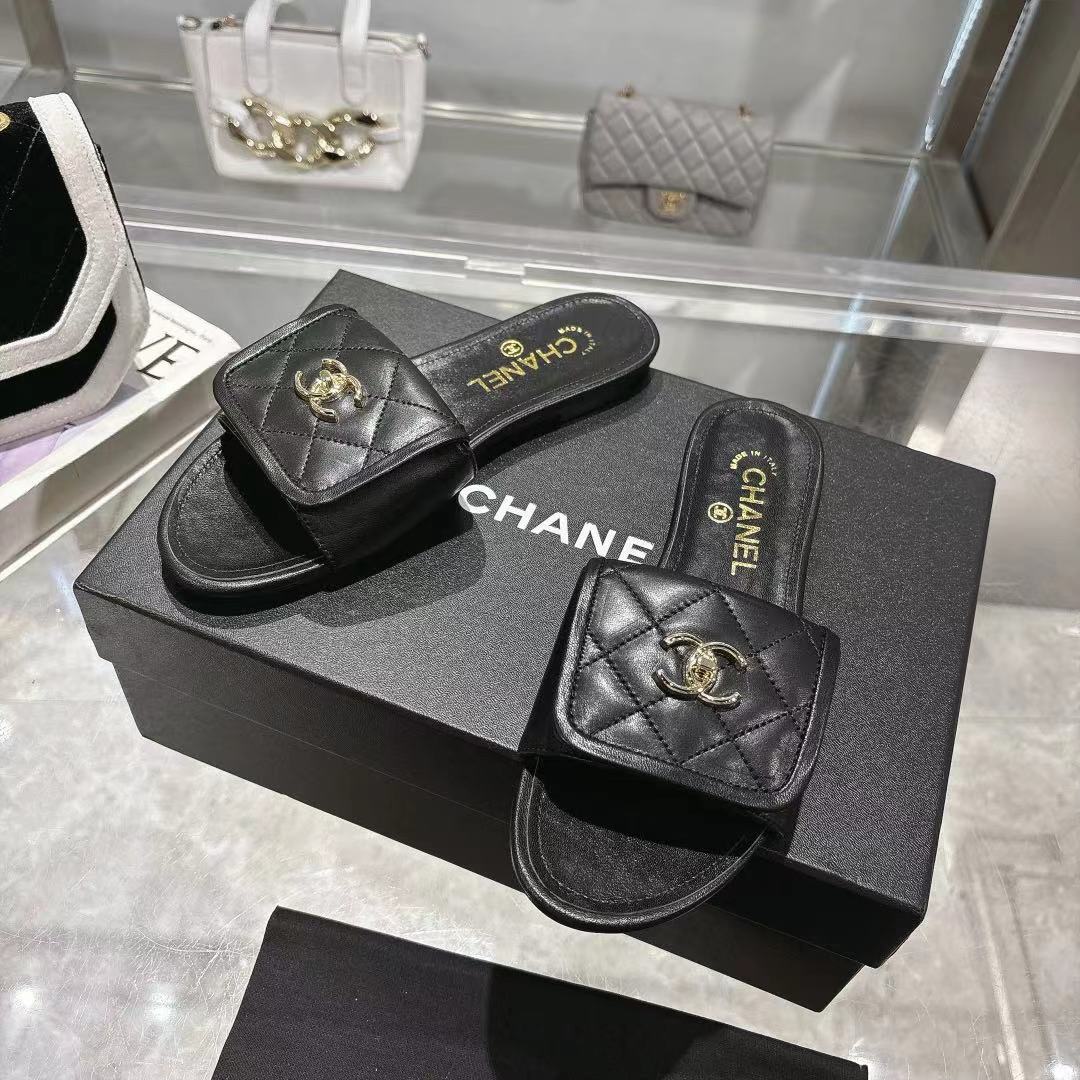 Chanel Shoes in Black