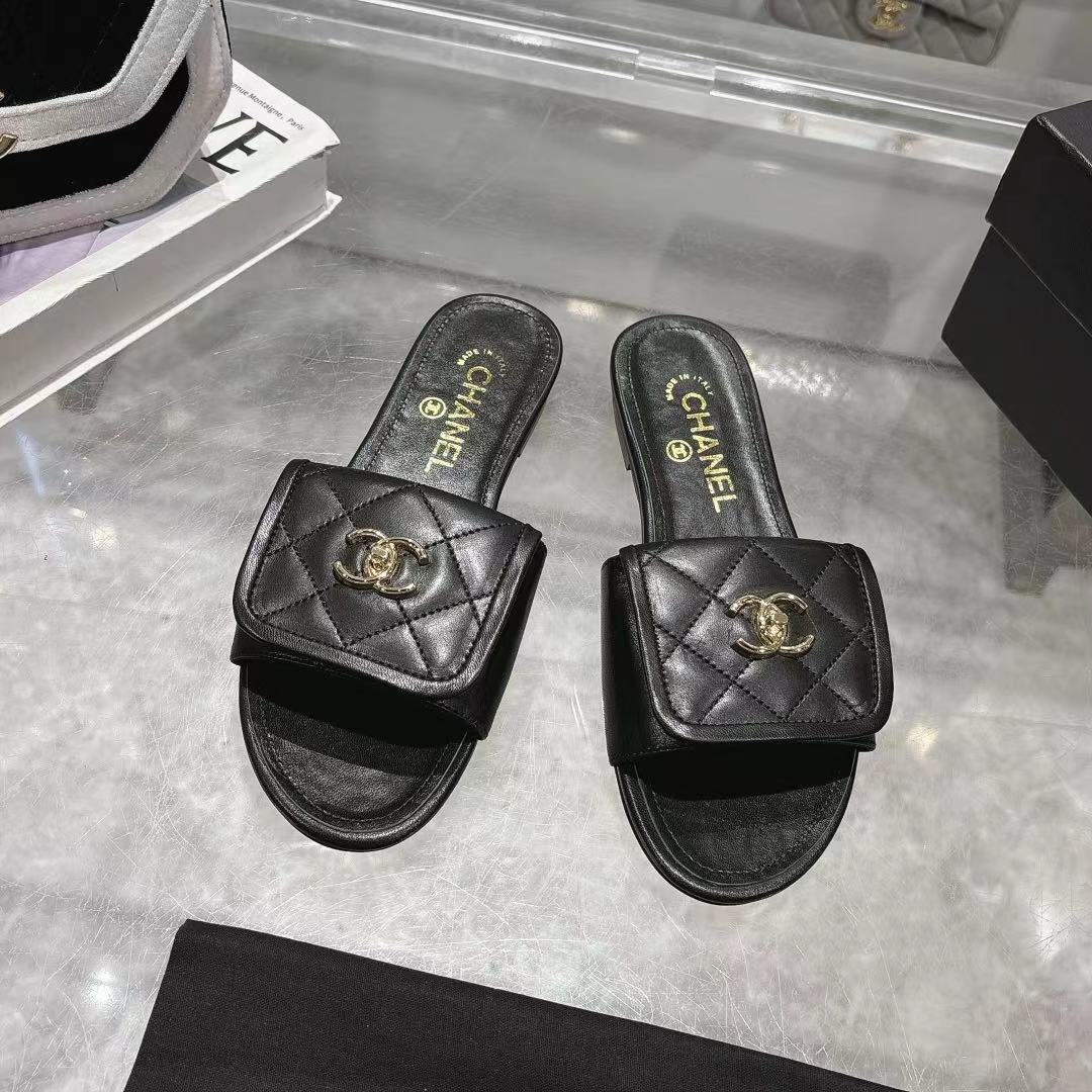 Chanel Shoes in Black