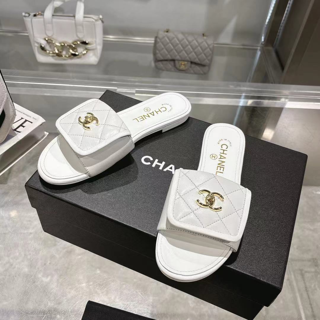 Chanel Shoes in Black