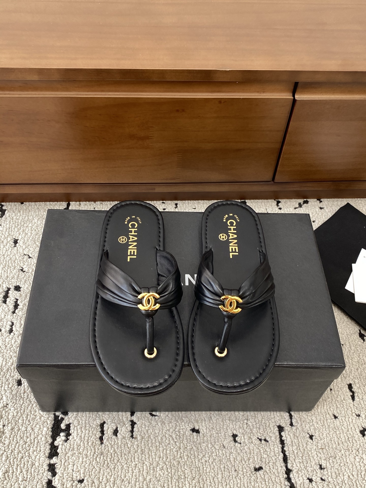 Shoes in Black