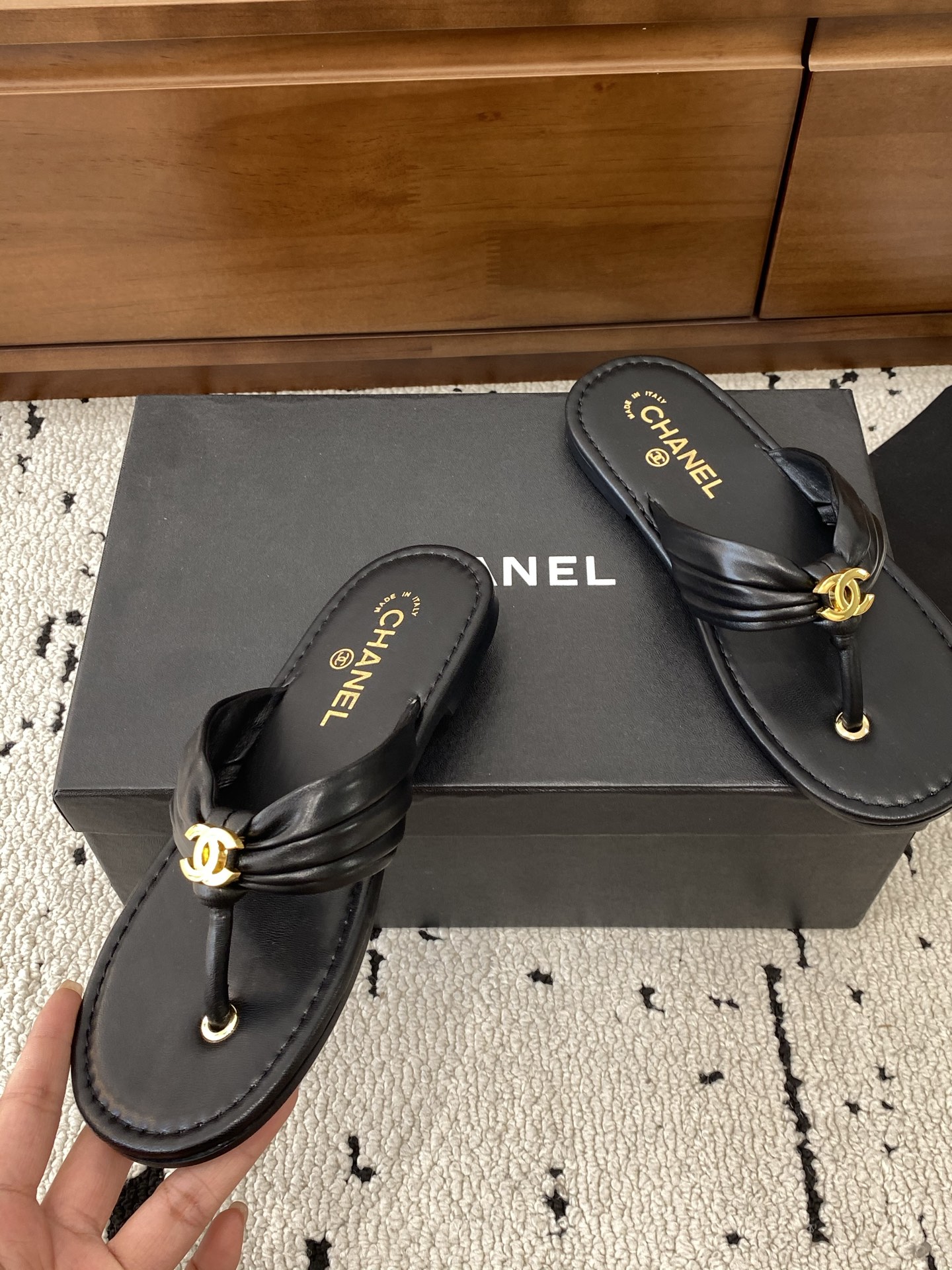 Shoes in Black