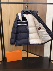 Gucci Down Jacket