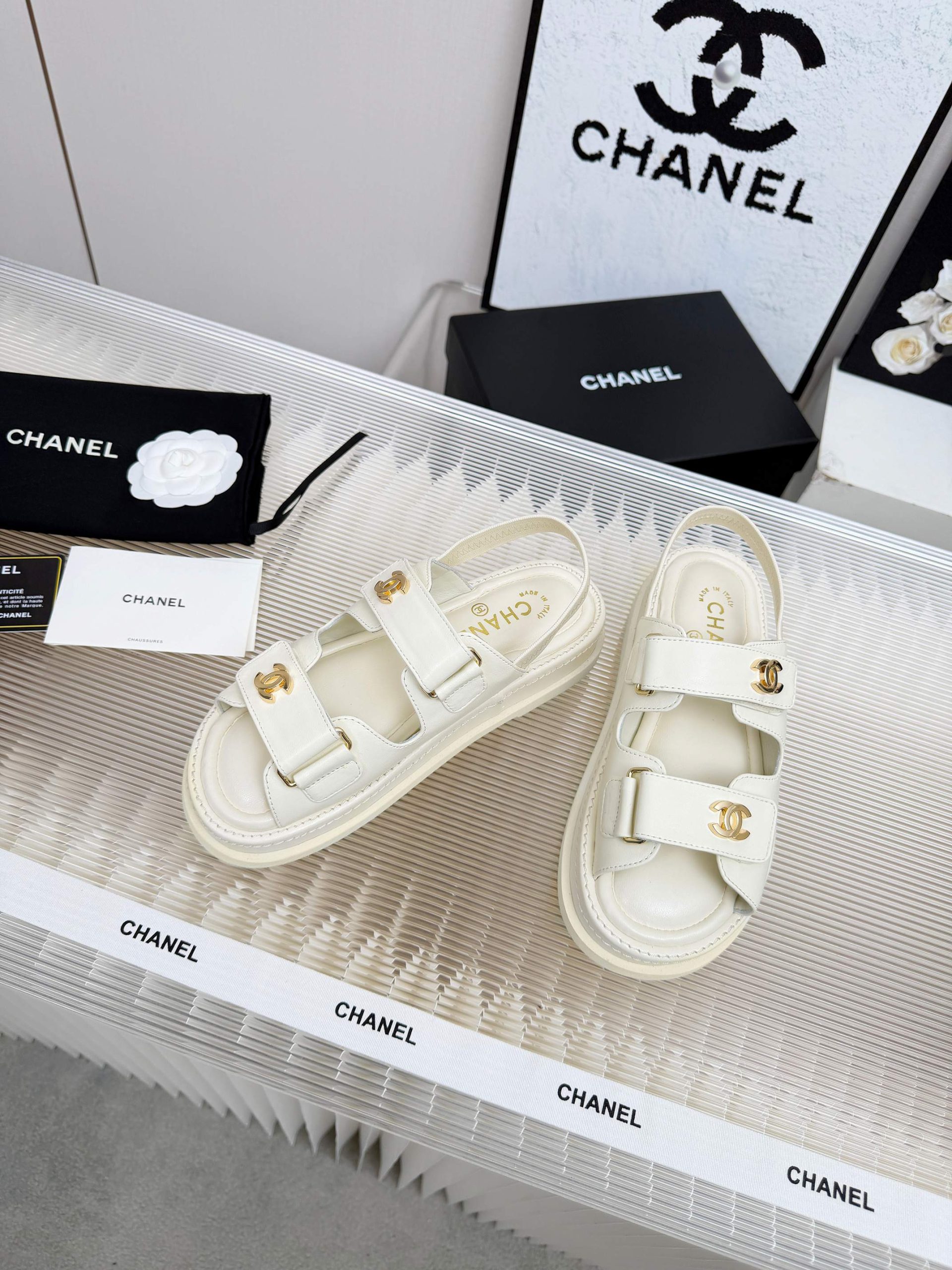 Sandals in Black