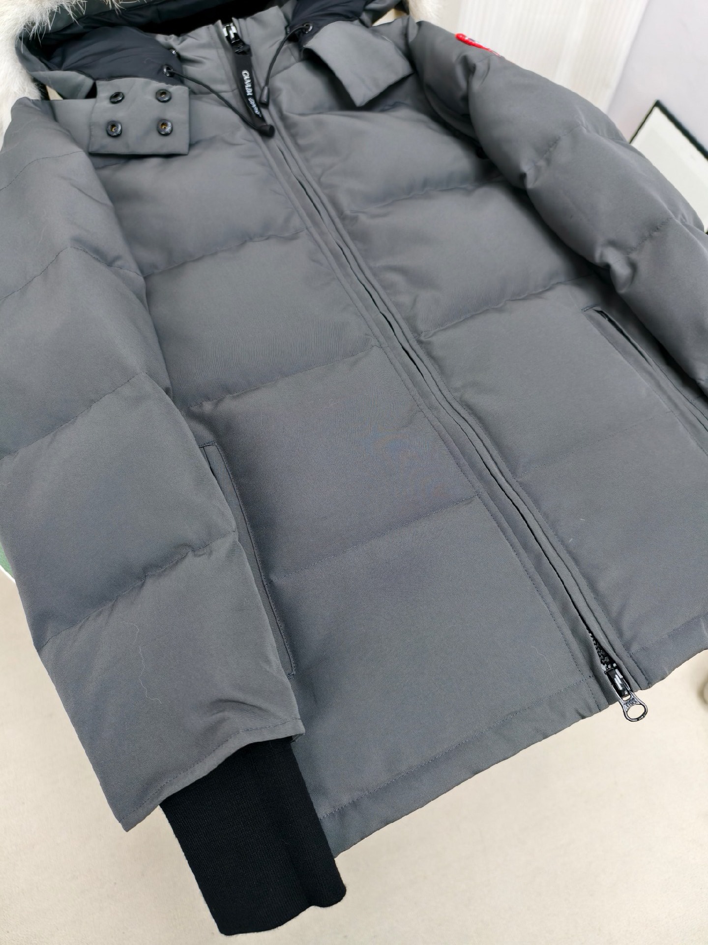 Canada Goose Down Jacket in Black