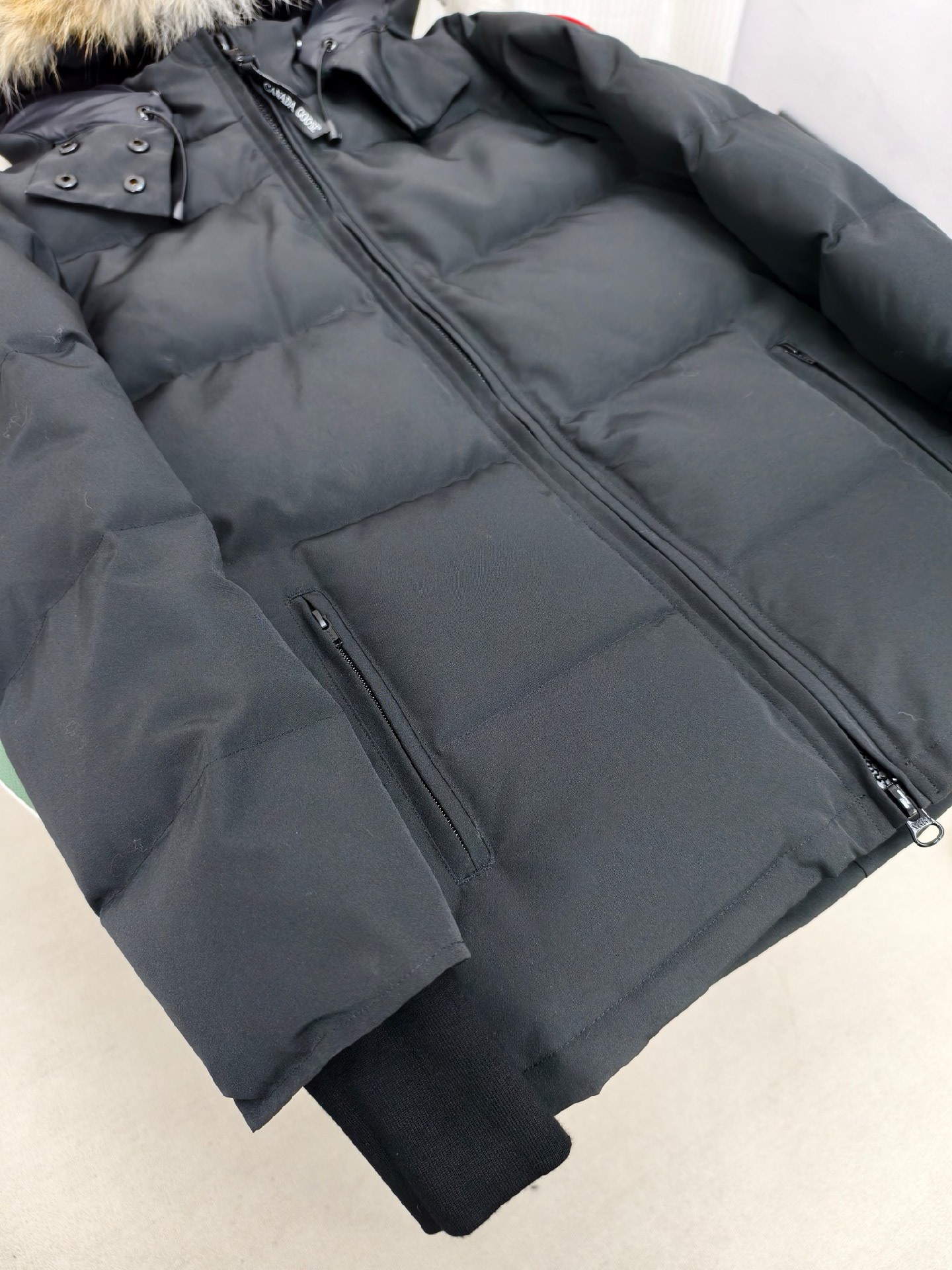 Canada Goose Down Jacket in Black