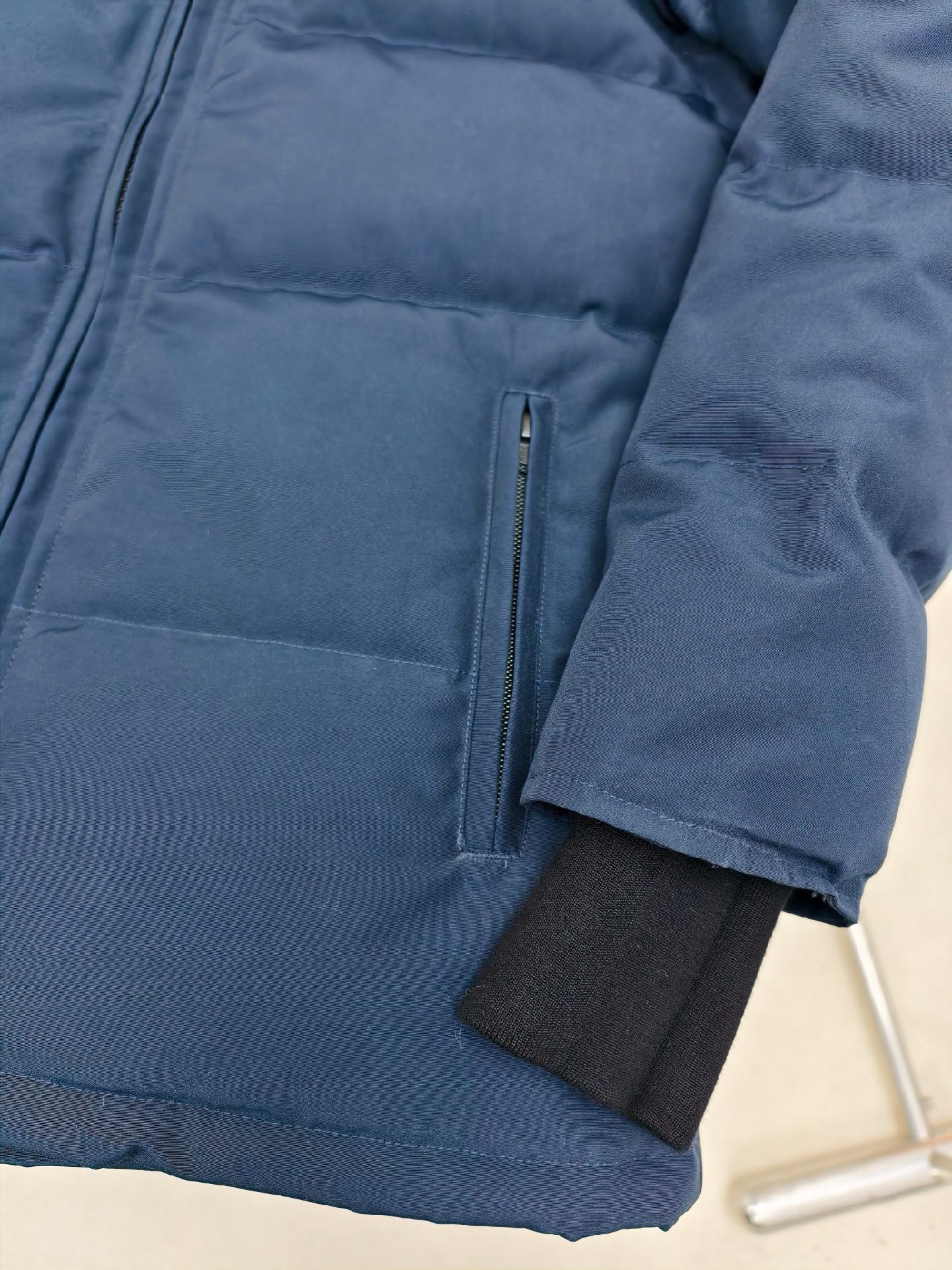 Canada Goose Down Jacket in Black