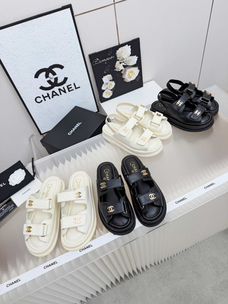 Sandals in Black