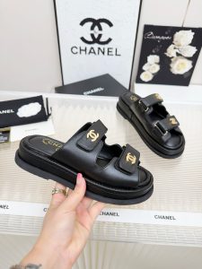 Sandals in Black