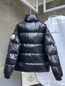 Moncler Down Jacket 12345 in Black