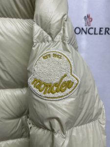 Moncler Down Jacket 12345 in Black
