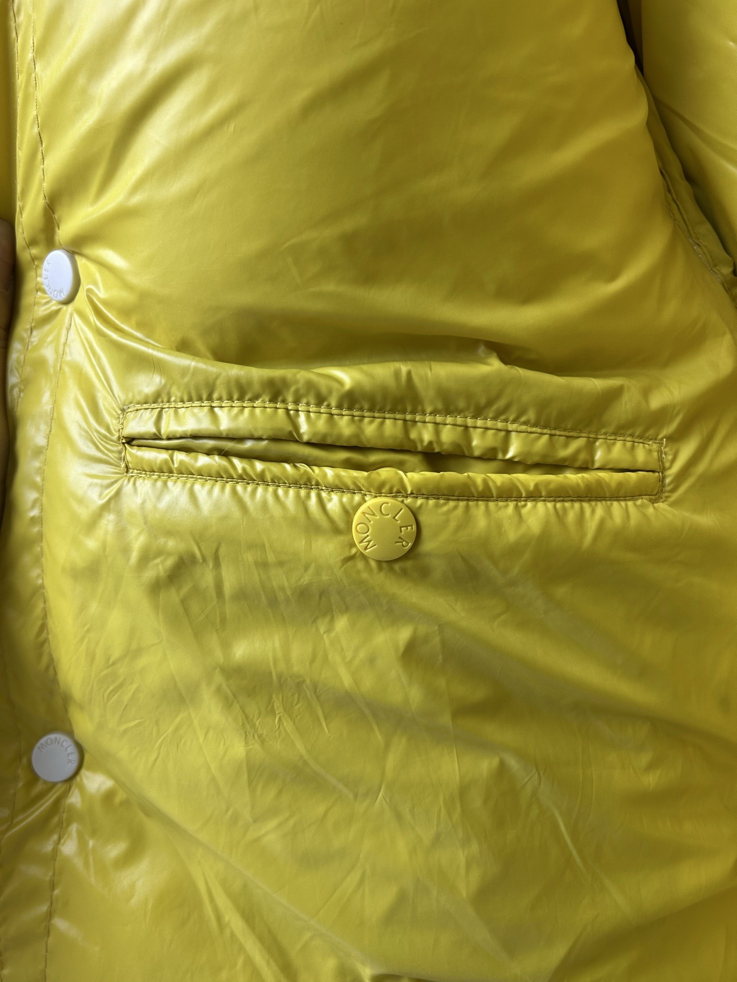Moncler Down Jacket 12345 in Black