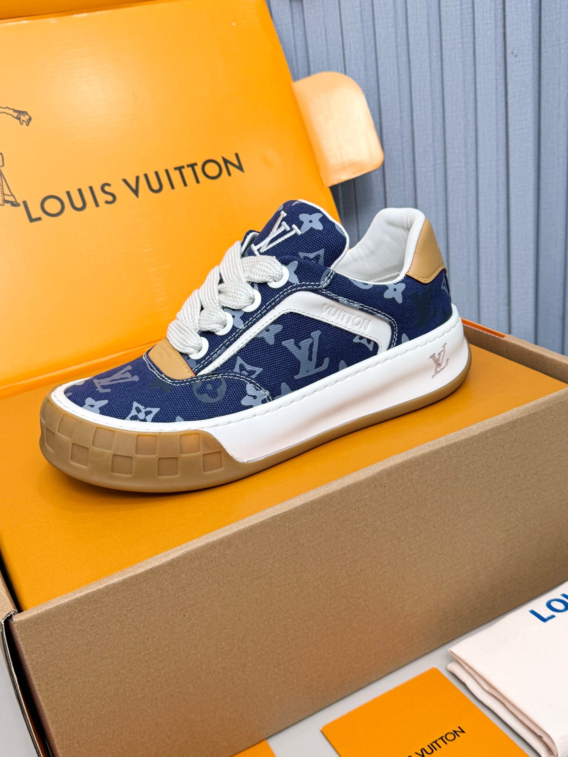 Louis Vuitton Sneakers
