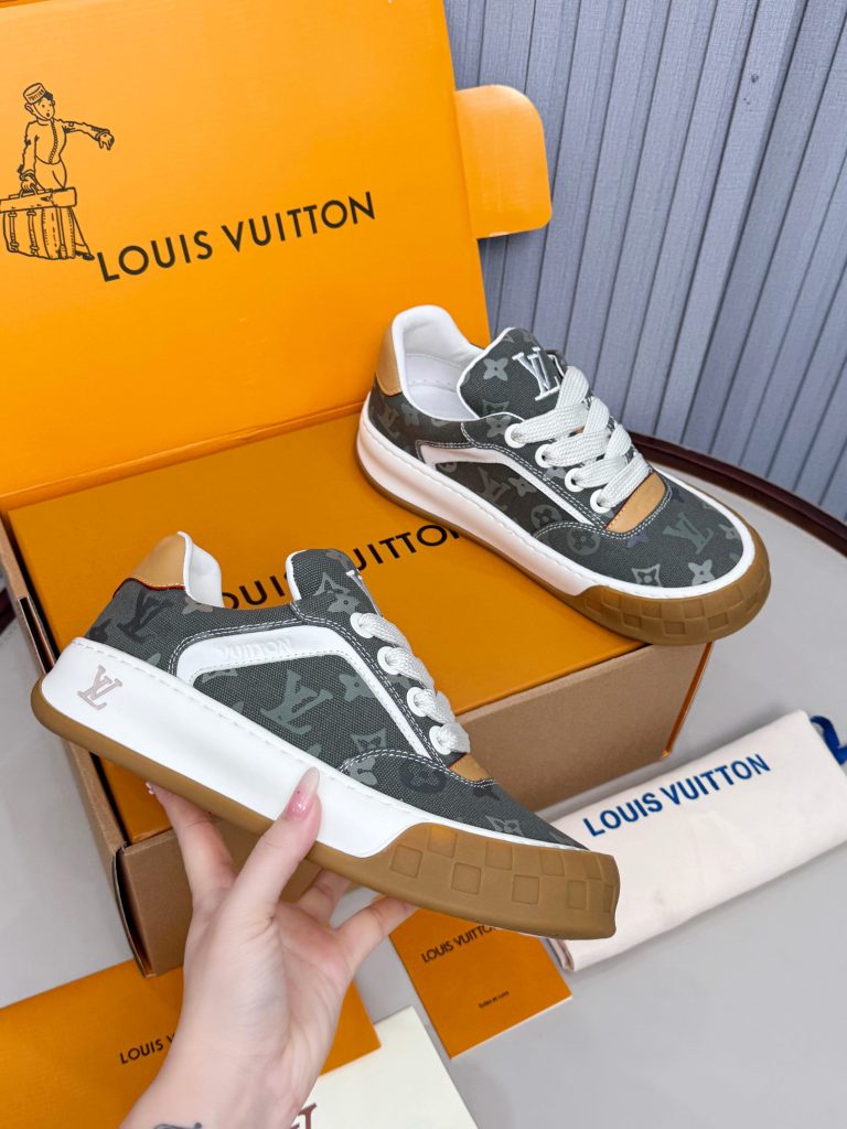 Louis Vuitton Sneakers