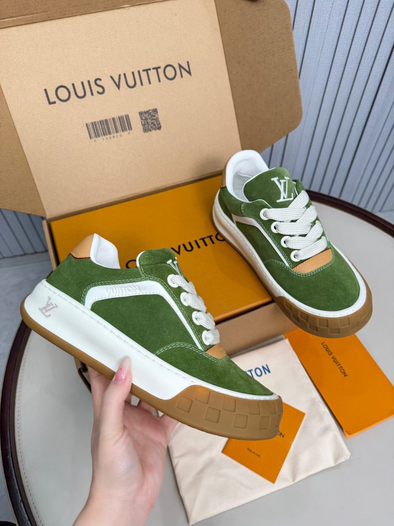 Louis Vuitton Sneakers