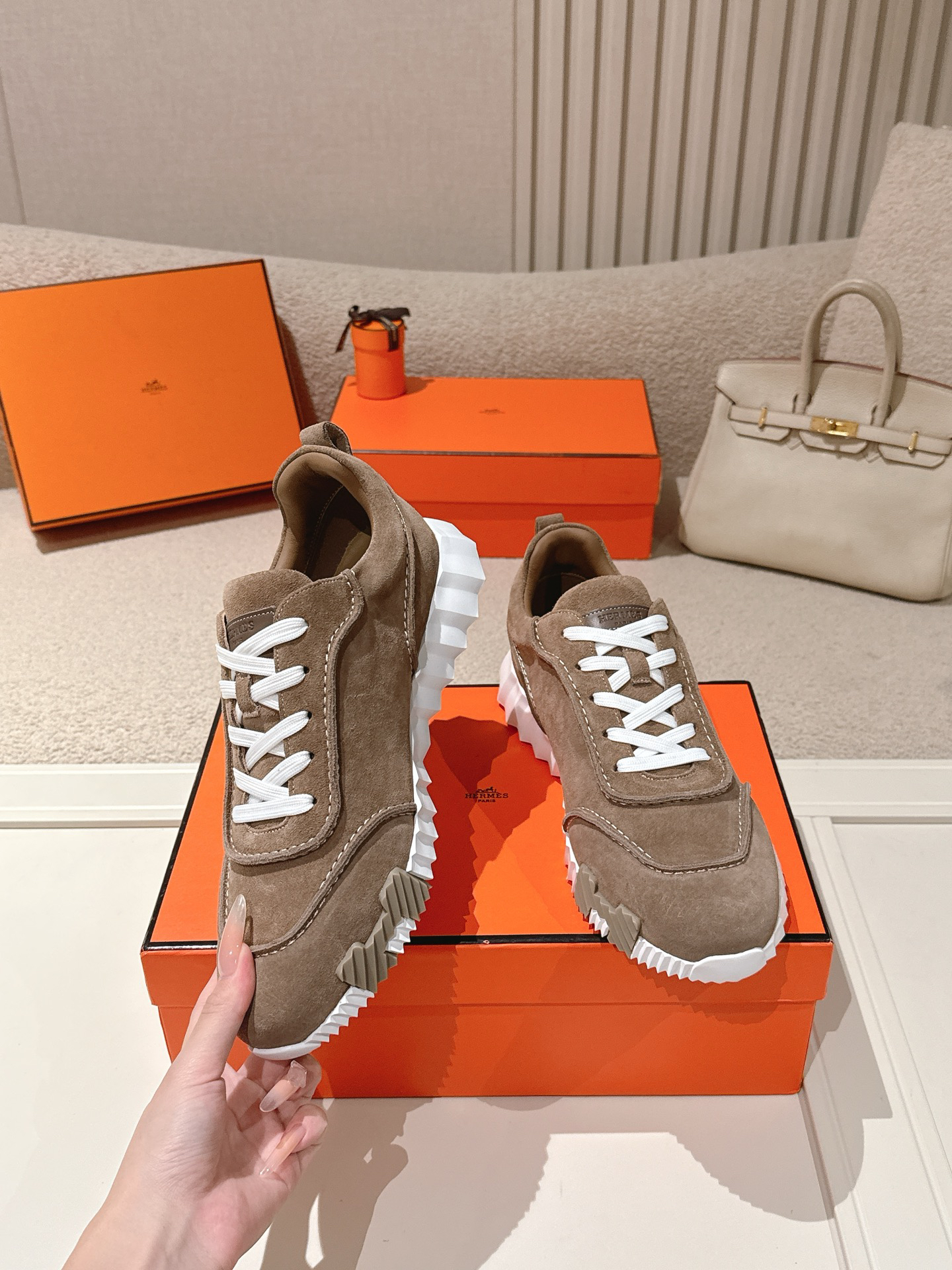 Sneakers