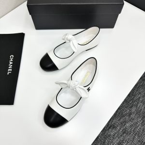 Shoes in Black