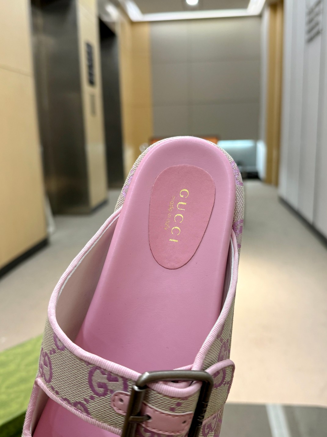 Gucci Sandals
