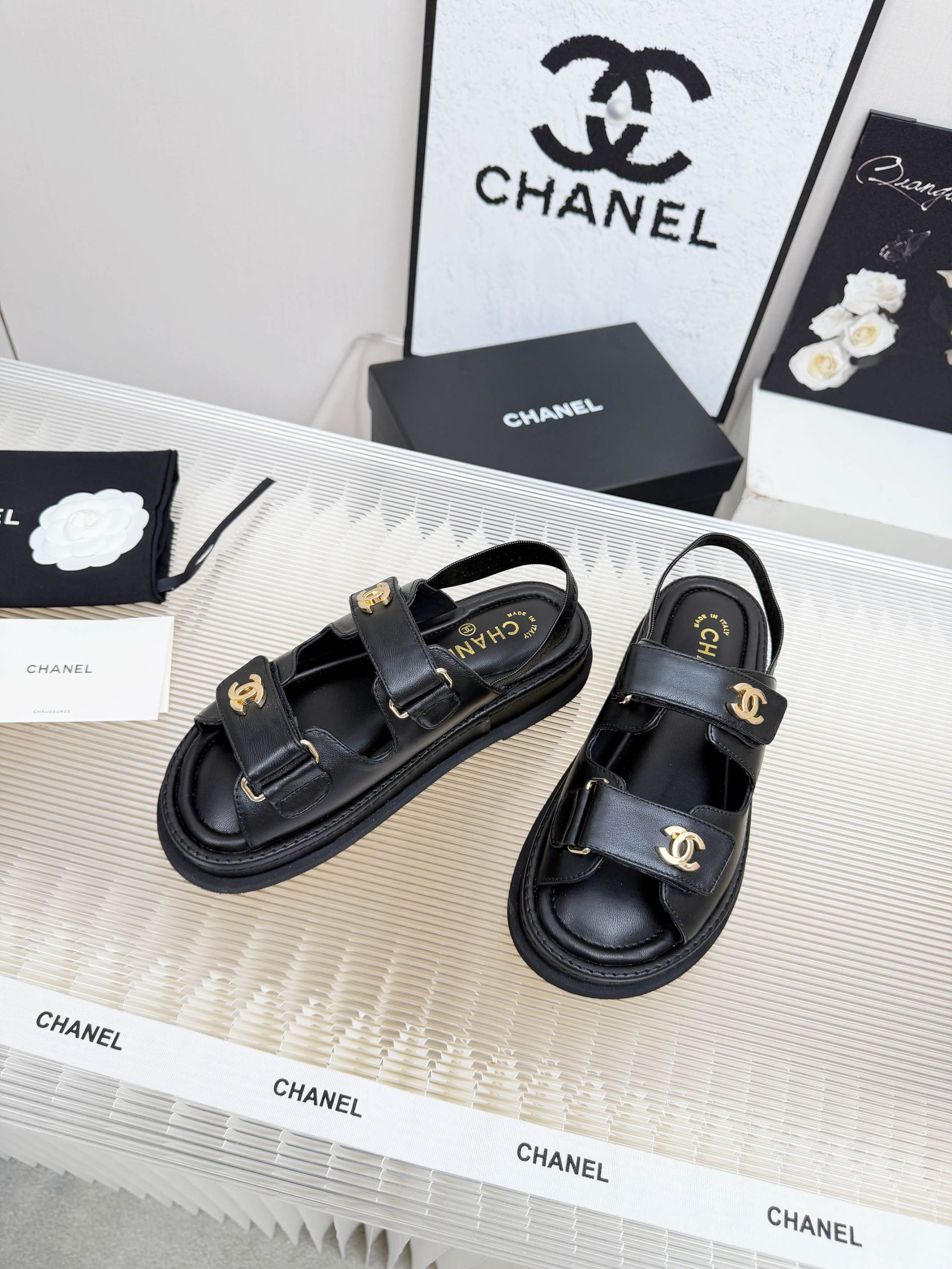 Sandals in Black