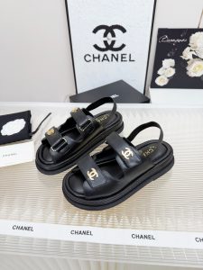 Sandals in Black