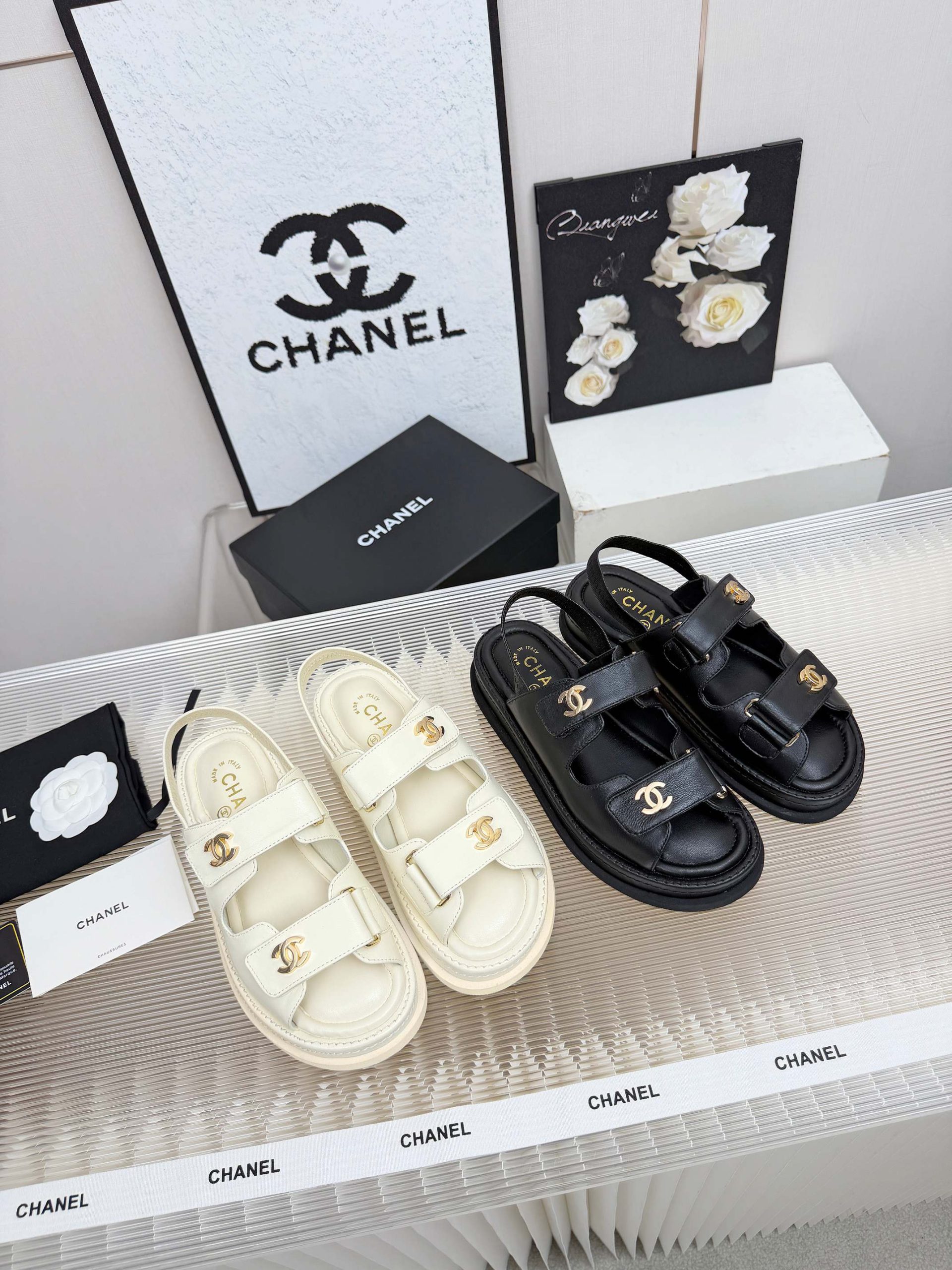 Sandals in Black