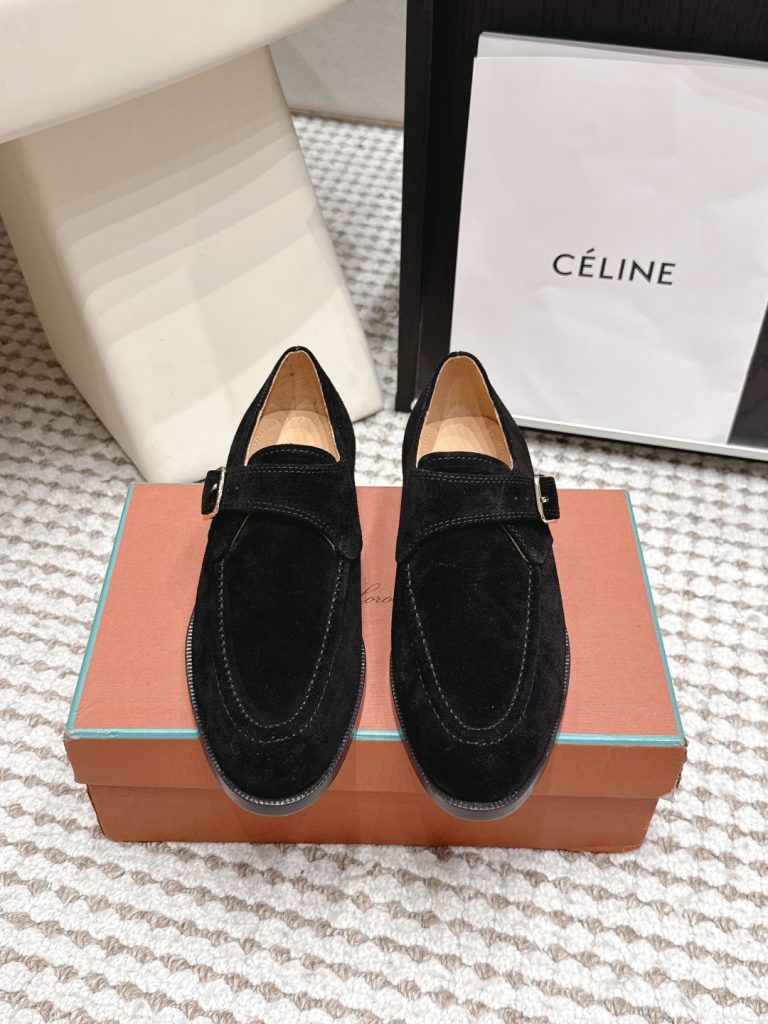 Loafers in Brown
